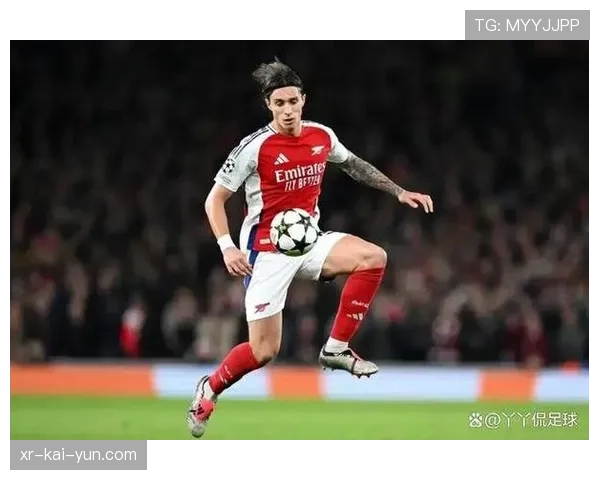 赛前探营：为准备与曼城的关键战，阿森纳全队进行封闭式训练